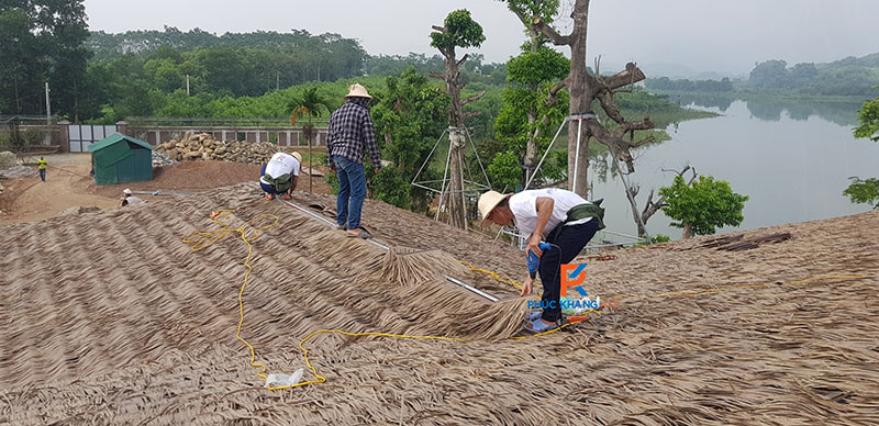 THI CÔNG VẬT LIỆU NHÂN TẠO